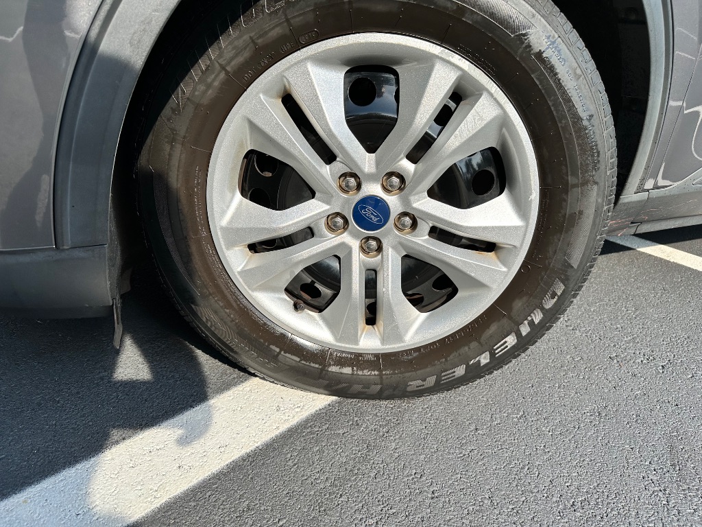 2021 Ford Escape S - Photo 31