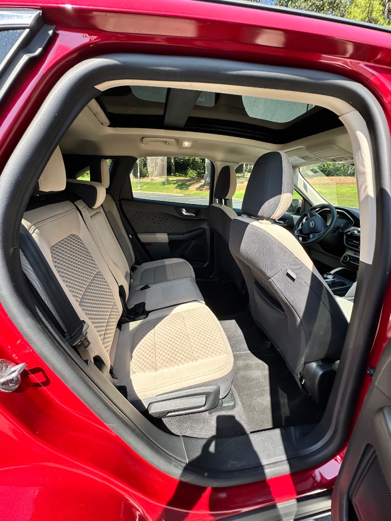 2020 Ford Escape SE - Photo 18