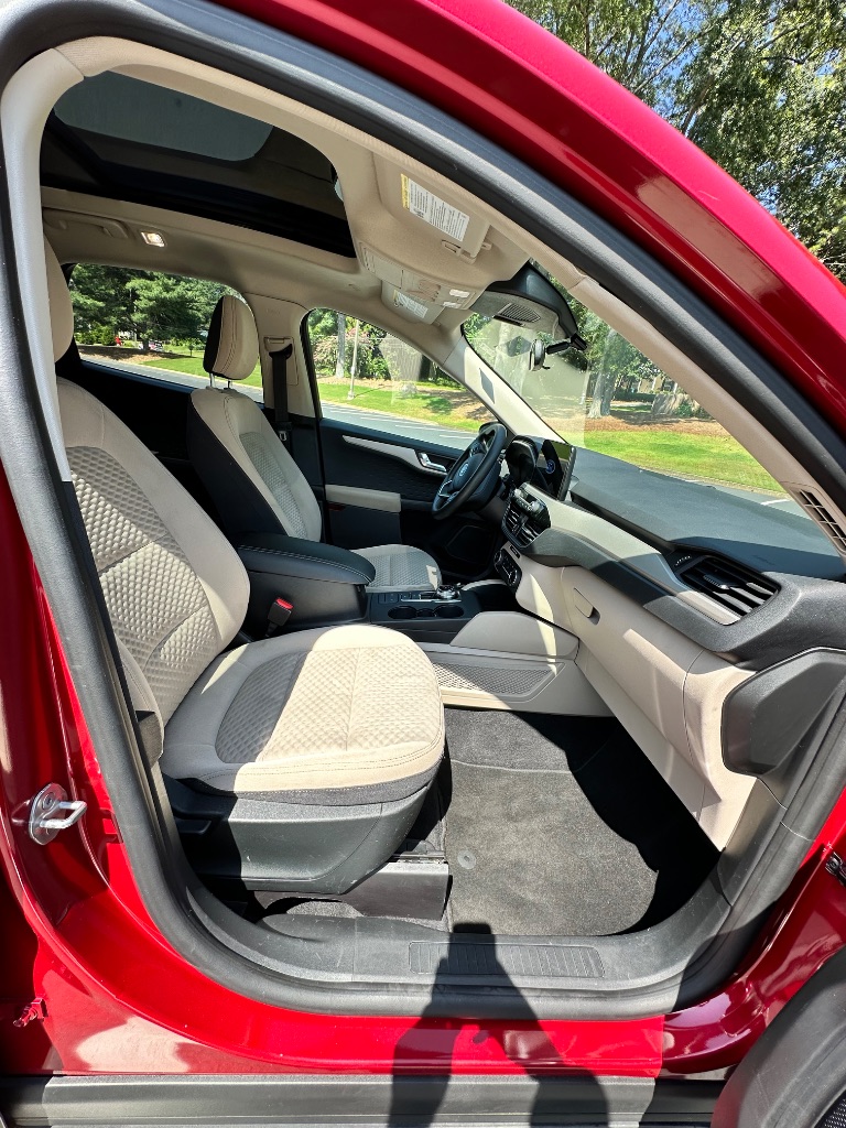 2020 Ford Escape SE - Photo 20
