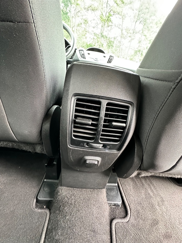 2017 Ford Escape SE - Photo 25
