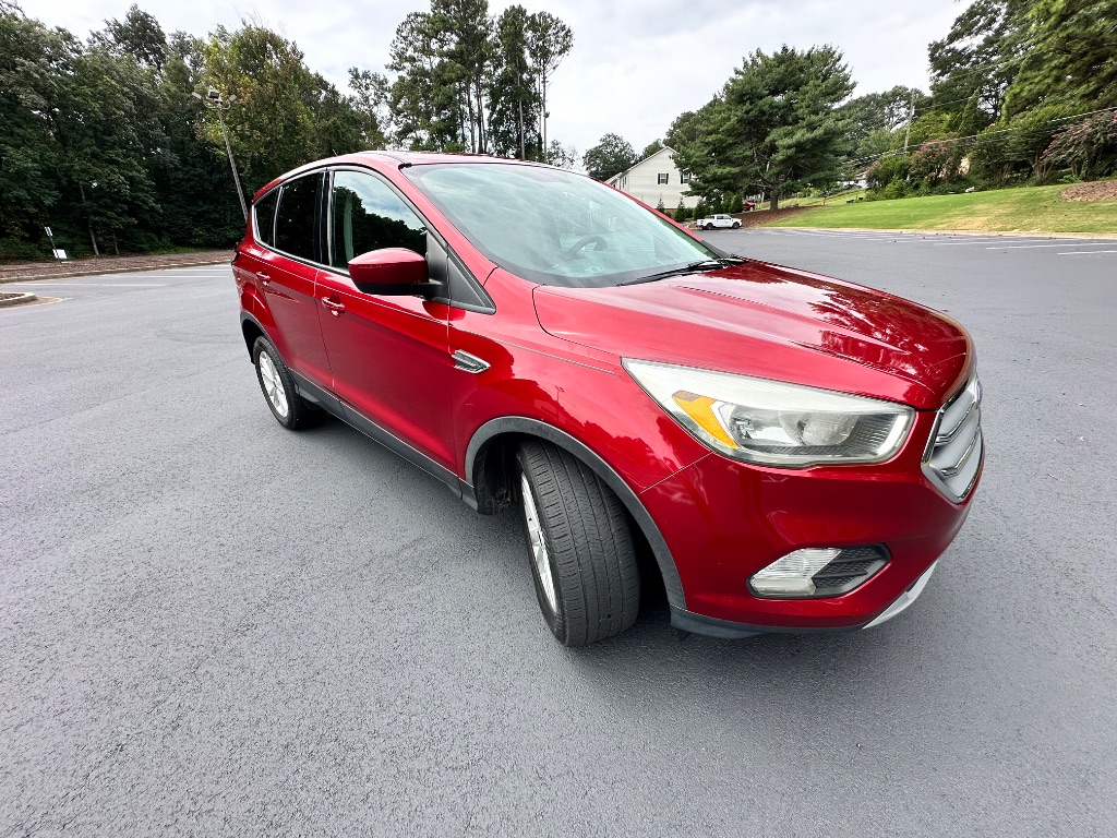 2017 Ford Escape SE - Photo 13